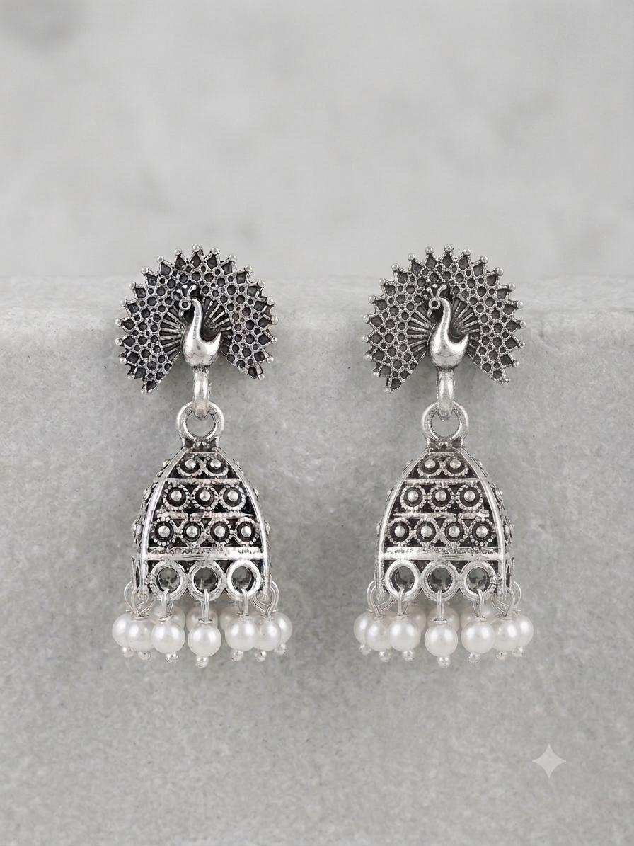 Two-pair combo set of Jhumka earrings - Image 6